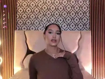 Chaturbate Free Live Porn of beella_tay1