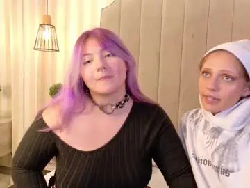 Chaturbate Sex Chat of sukiandnaomi