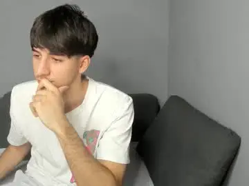 Chaturbate Watch Live Sex Cams of hotflirtyfella