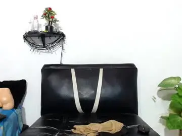 Chaturbate Live Sex Cam of martin_fiit