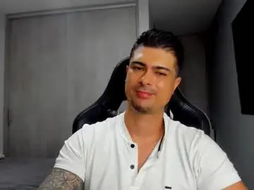 Chaturbate Live Porn of adam_clarke