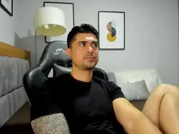 Chaturbate Live Porn of adam_clarke