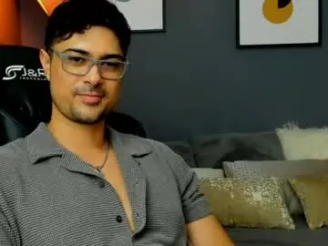 Chaturbate Sex Chat of adam_clarke
