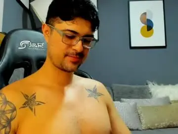 Chaturbate Sex Cam of adam_clarke