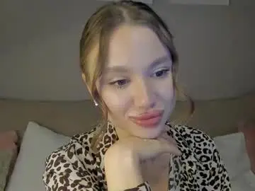 Chaturbate Adult Webcams of amelydoll18