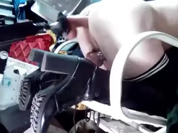 Chaturbate Sex Cam of bigmanaround9