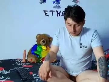 Chaturbate Free Porn Cam of ethan__11