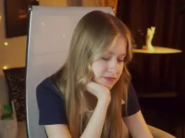 Chaturbate Live Sex Cam of evemundie