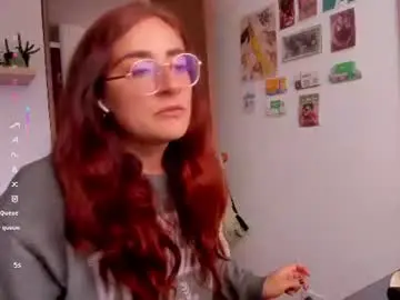 Chaturbate Live Sex Cam of linda_giggle