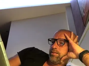 Chaturbate Live Porn of adrienfromparis