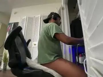 Chaturbate Nude Webcam of brownskinshortyy