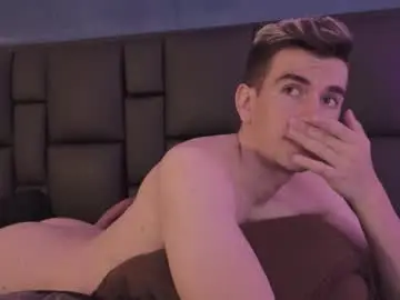 Chaturbate Best live sex cam show of mikaelslow