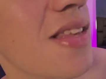 Chaturbate Adult Webcams of mikaelslow