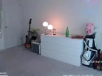 Chaturbate Live Sex Cam of petitebrat