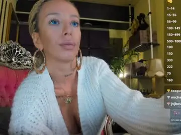 Chaturbate Live Porn of sofiequeen_