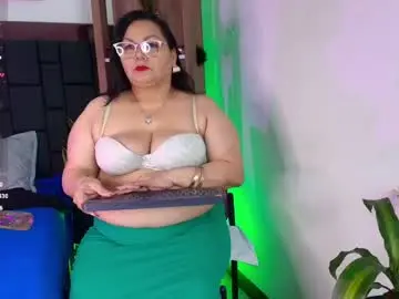 Chaturbate Sex Chat of elenna_boobs_