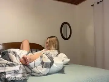 Chaturbate Live Porn of ellalowe