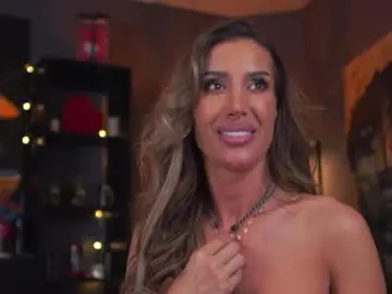 Chaturbate Sex Chat of evelyn_evyy