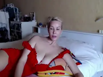 Chaturbate Sex Cam of hugetittiesgerda
