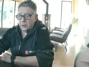 Chaturbate Watch Live Sex Cams of woodwurm