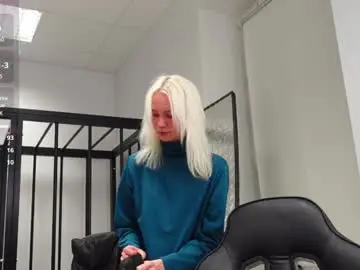 Chaturbate Best live sex cam show of agelina_summer