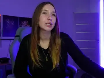 Chaturbate Live Sex Cam of agelina_summer