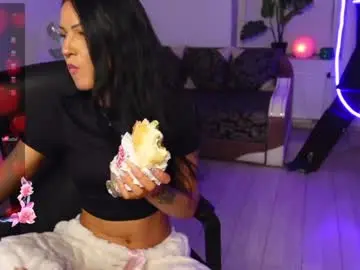 Chaturbate Live Sex Cam of agelina_summer