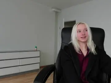 Chaturbate Adult Video Chat of agelina_summer