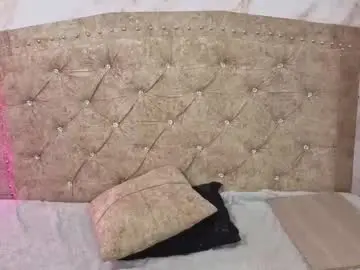 Chaturbate Live Sex Cam of cherry_vega_1