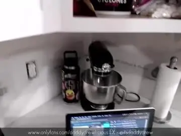 Chaturbate Live Sex Cam of daddydrewlicious