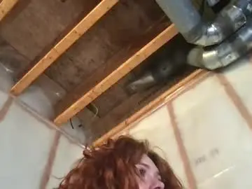 Chaturbate Live Sex of gingerinthehood69