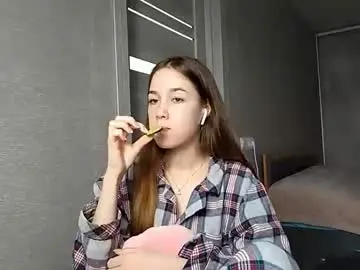 Chaturbate Adult Video Chat of lydabitting