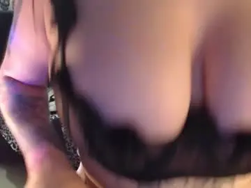 Chaturbate Sex Chat of mia_adams_red