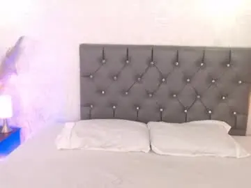 Chaturbate Free Porn Cam of serena_houstonn