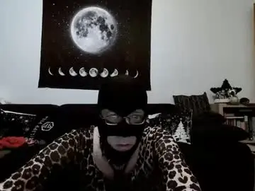 Chaturbate Live Sex Cam of slaveforgodess