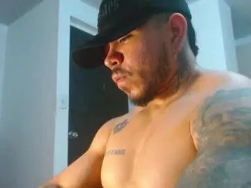 Chaturbate Live Porn of adam_shilder7