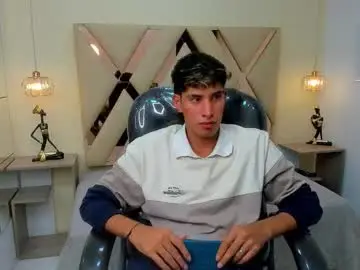 Chaturbate Live Porn of ferphoenix_