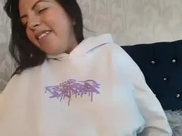 Chaturbate Live Sex Cam of karolineburnx