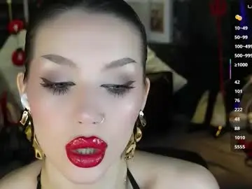 Chaturbate Free Live Porn of mistress_darsy