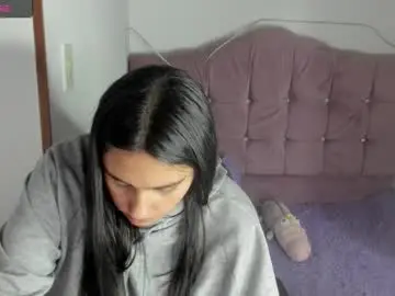 Chaturbate Sex Cam of morena_rodriguez_9