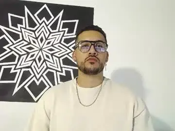 Chaturbate Watch Live Sex Cams of _christopher_dennis_