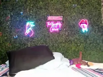 Chaturbate Best live sex cam show of bigbuttsarena