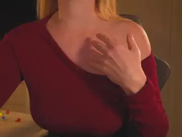 Chaturbate Free Porn Cam of saltedhoney