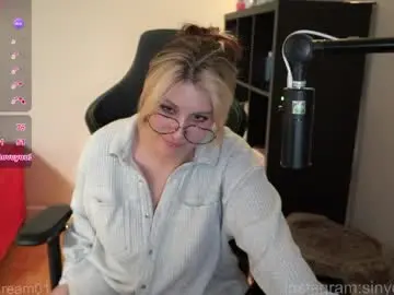 Chaturbate Free Porn Cam of sinforyou_