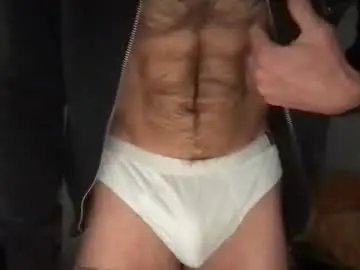 Chaturbate Live Porn of brianmuscle