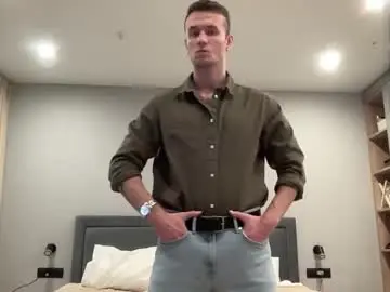 Chaturbate Live Sex Cam of cute_skywalker