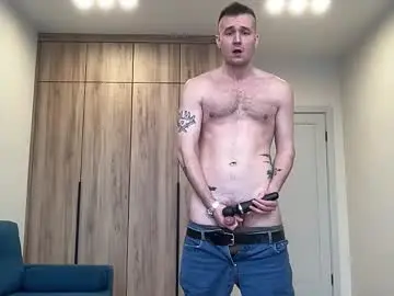 Chaturbate Live Sex Cam of cute_skywalker