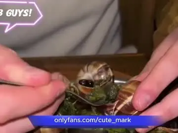 Chaturbate Live Sex Cam of cute_skywalker