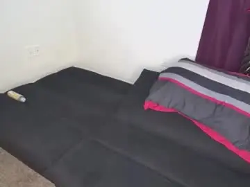Chaturbate Live Sex Cam of elizaangelof