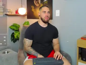 Chaturbate Free Live Porn of giorgio_leone2